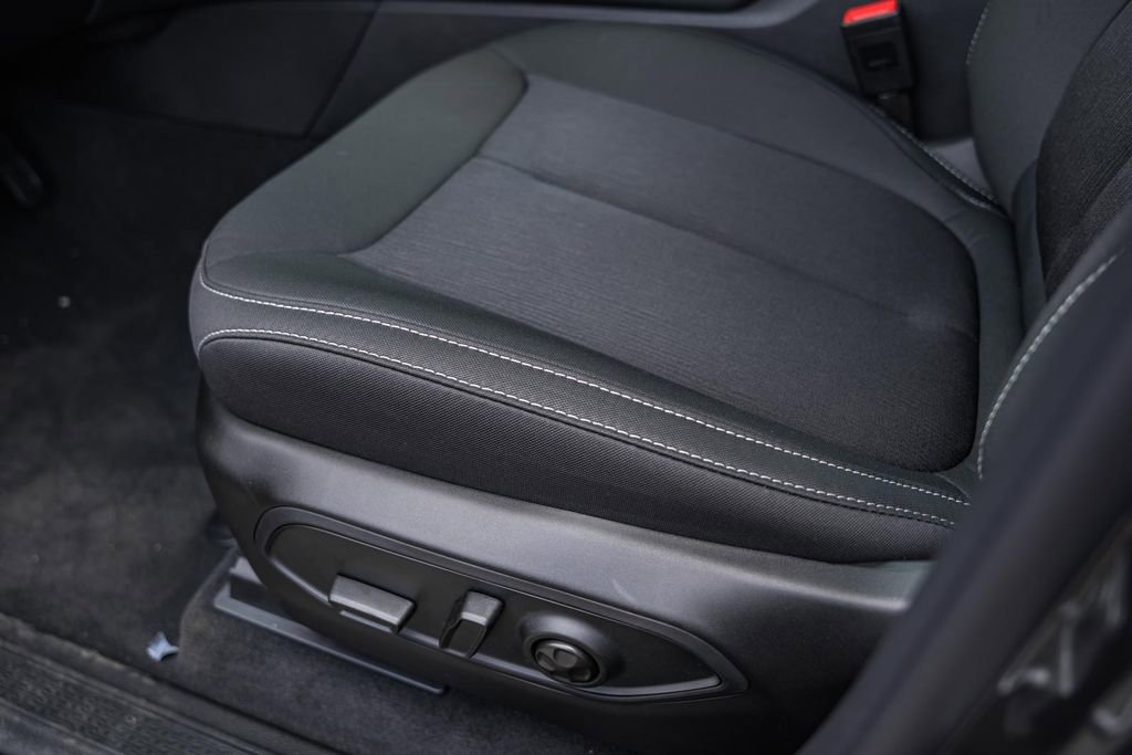 New 2025 Jeep Grand Cherokee Laredo X w/ Luxury Tech Group I image 31