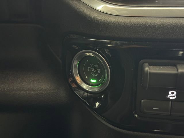 Used 2025 GMC Sierra 1500 SLT image 24