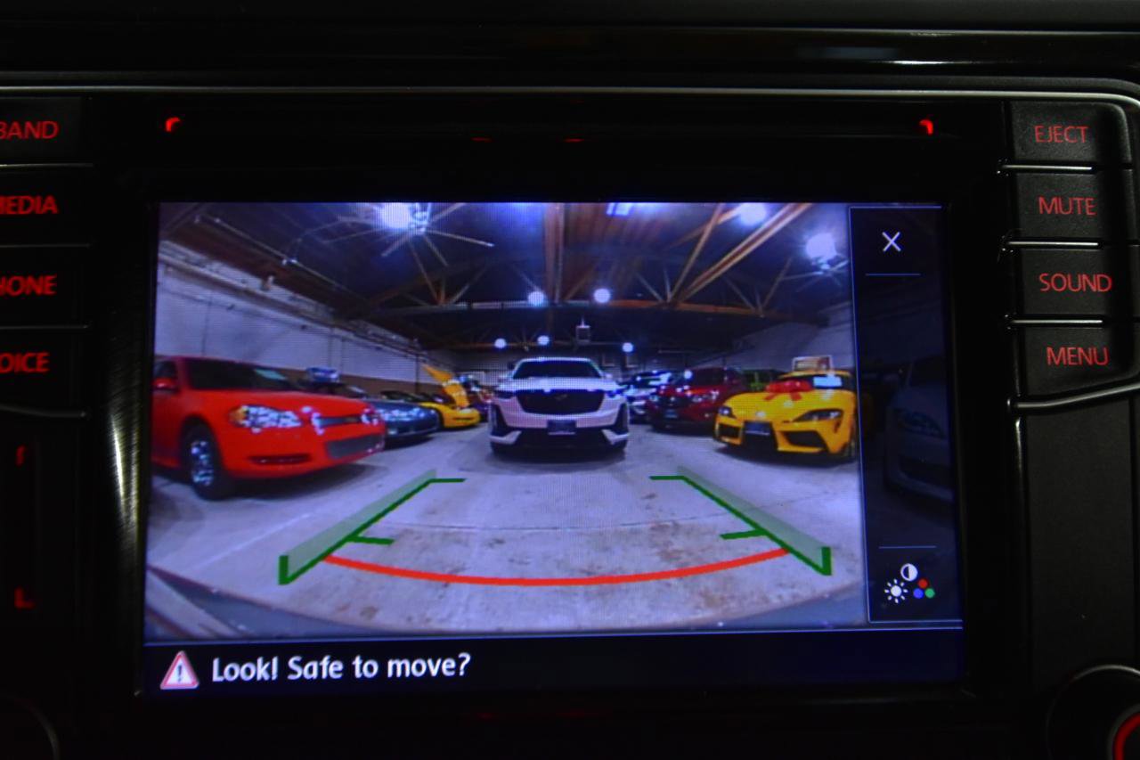 Used 2016 Volkswagen Beetle 1.8T SE image 23