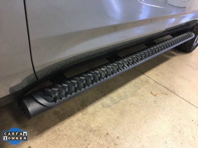 Used 2025 Chevrolet Suburban Z71 w/ Comfort Package image 13