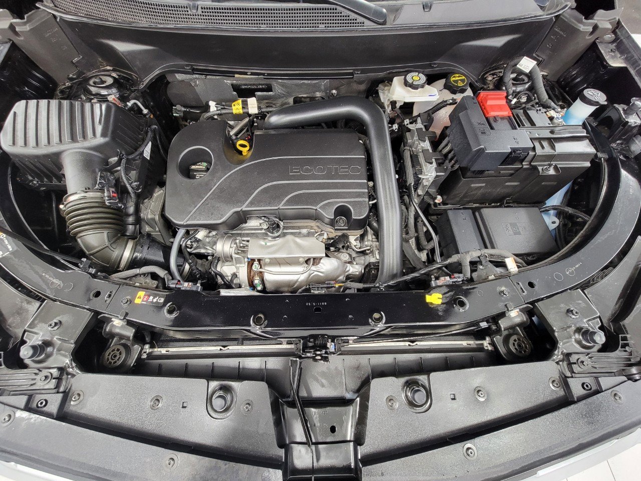 Used 2025 Chevrolet Equinox LT image 8