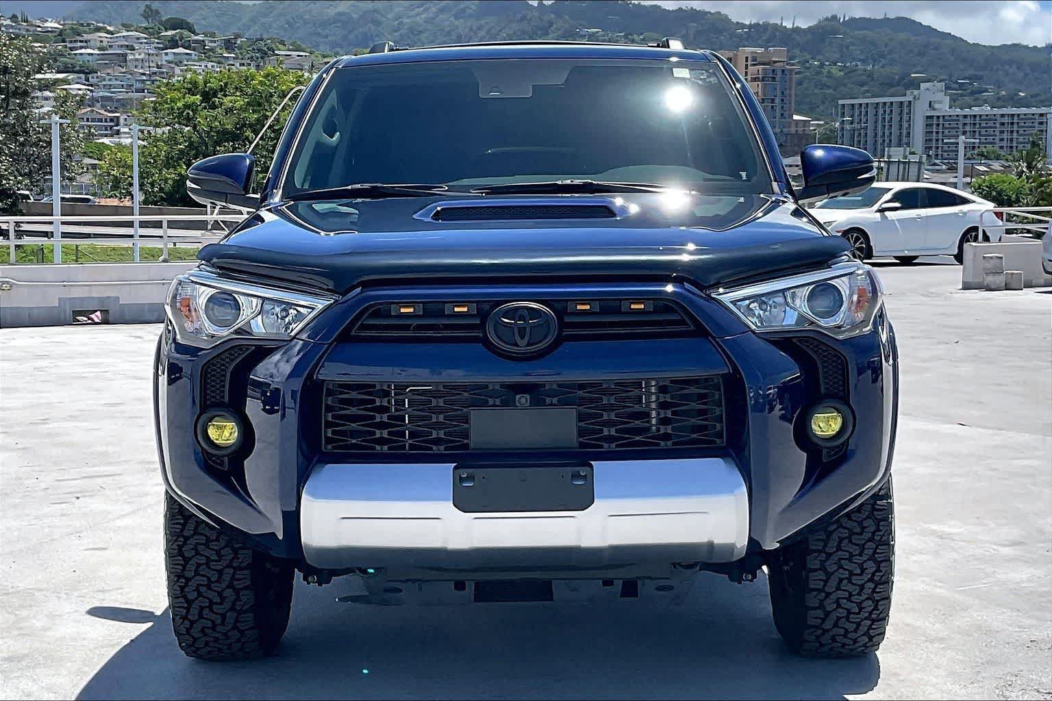 Used 2024 Toyota 4Runner TRD Off-Road Premium w/ Off Road Premium Plus Package AWD/4WD image 6