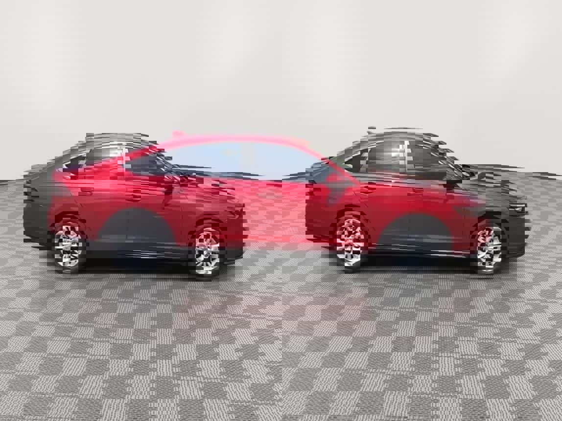 Certified 2025 Honda Accord LX image 9