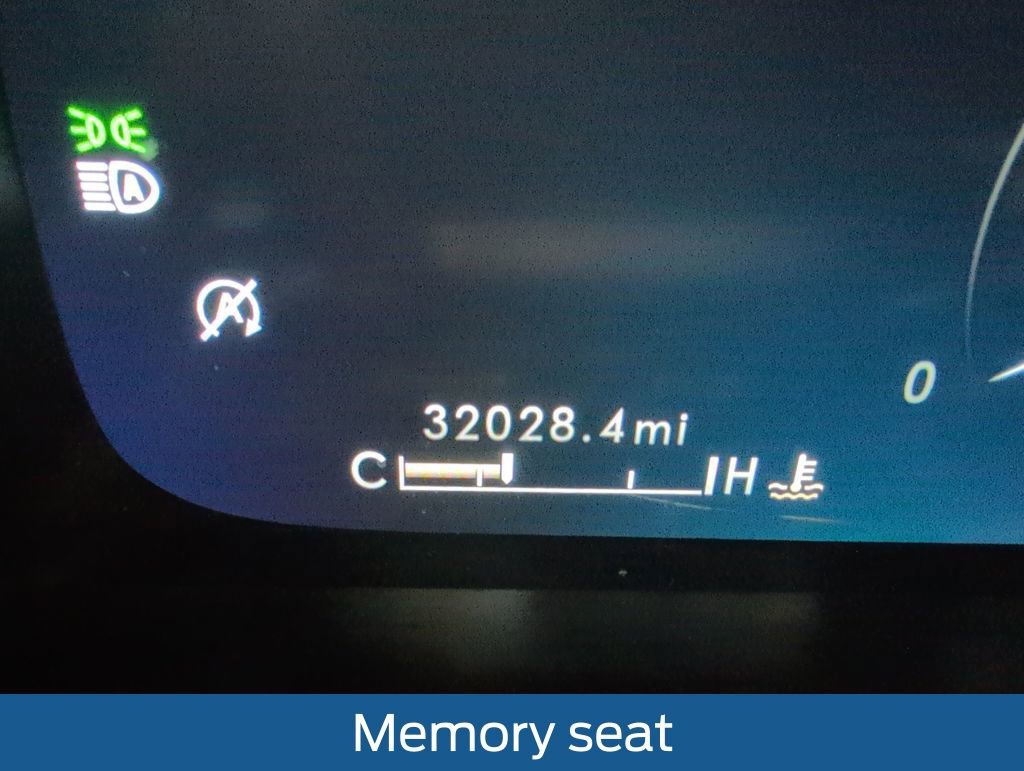 Used 2022 Lincoln Nautilus Reserve w/ Equipment Group 201A image 26