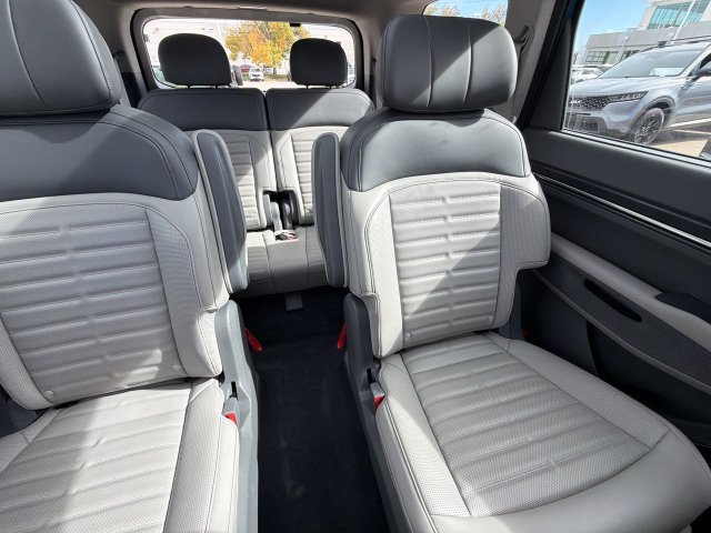 Certified 2024 Kia EV9 Land AWD/4WD image 18