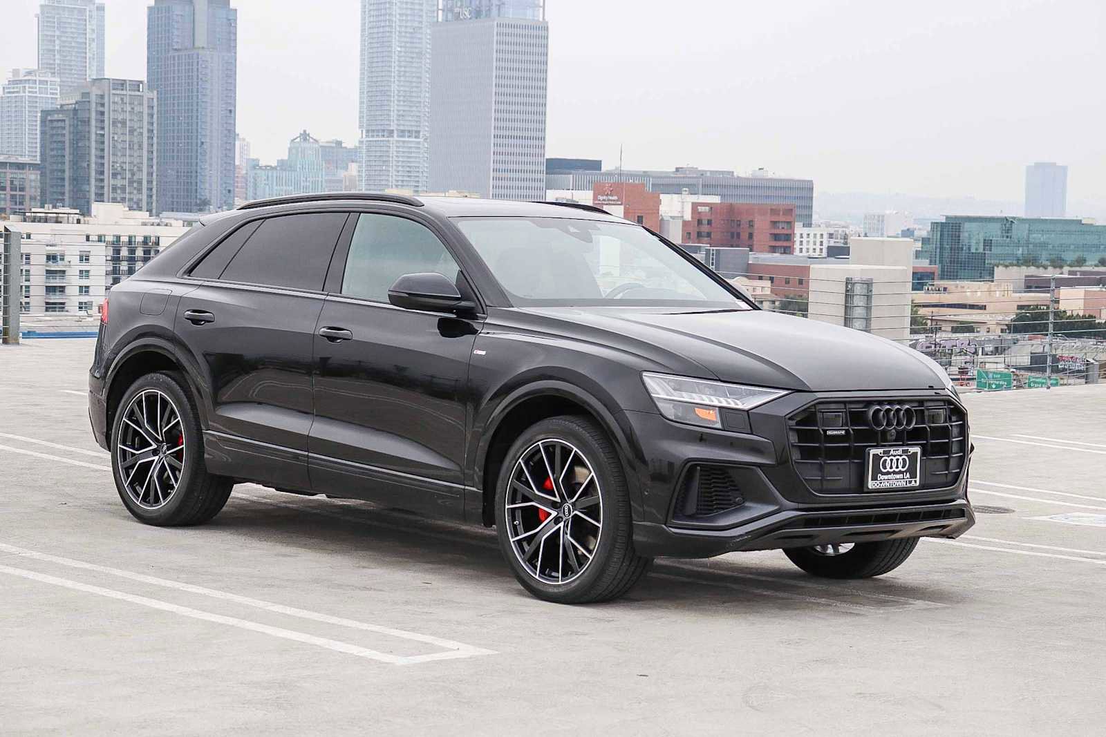 Used 2023 Audi Q8 Premium Plus w/ Premium Plus Package AWD/4WD image 3