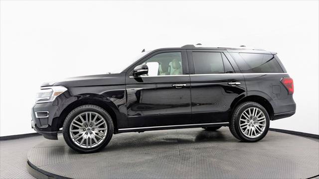 Used 2024 Ford Expedition Limited AWD/4WD image 3