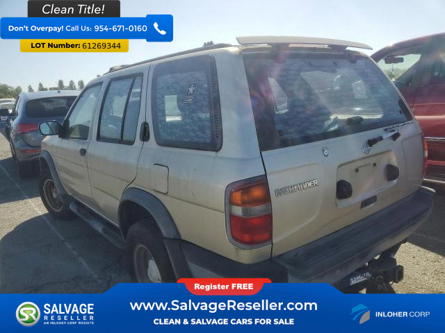 Used 1996 Nissan Pathfinder 2WD image 3
