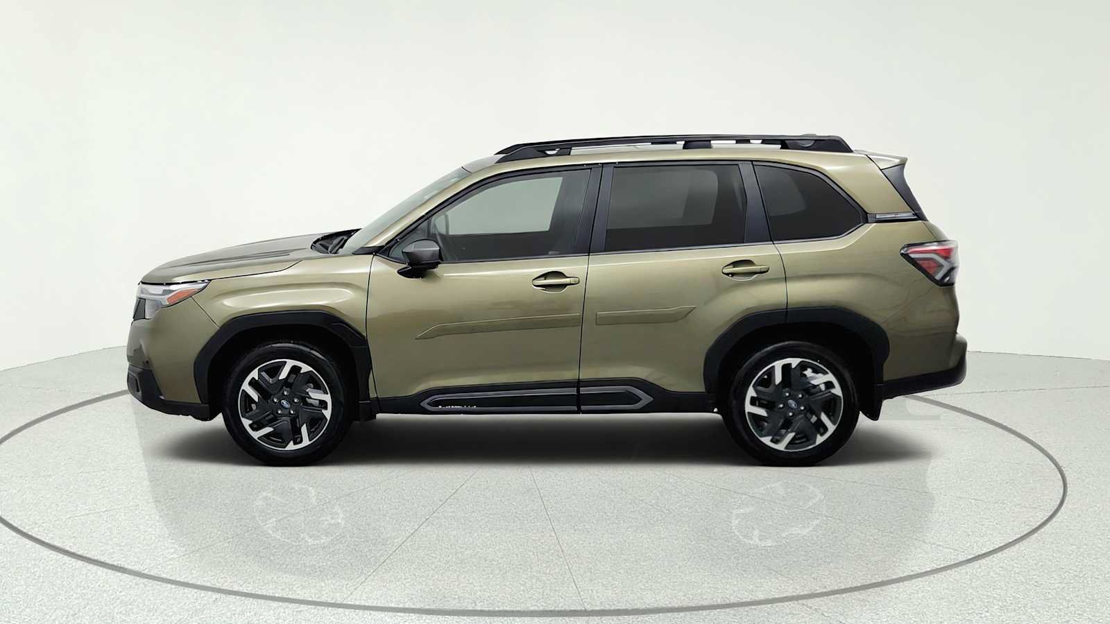 Certified 2025 Subaru Forester Limited w/ Popular Package #2 AWD/4WD image 5