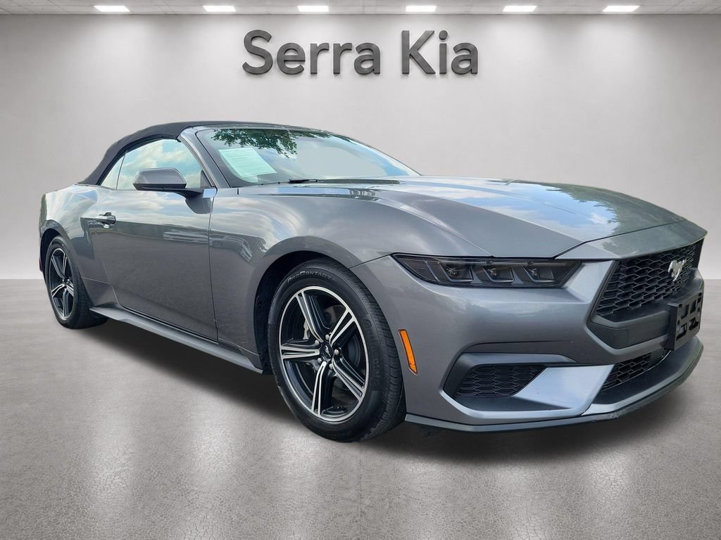 Used 2025 Ford Mustang Premium RWD image 7