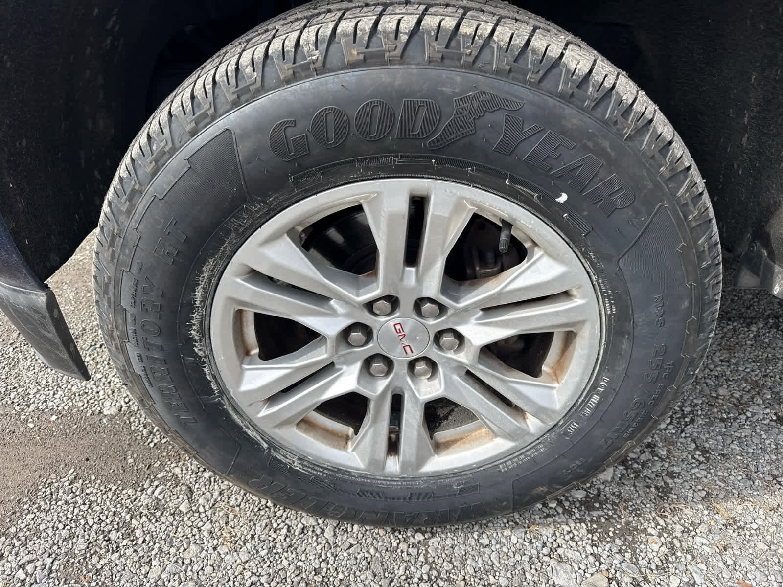 Used 2019 GMC Canyon SLE w/ SLE Convenience Package image 3