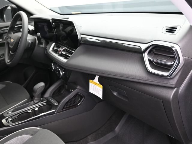 New 2026 Chevrolet TrailBlazer LT w/ Driver Confidence Package FWD image 33