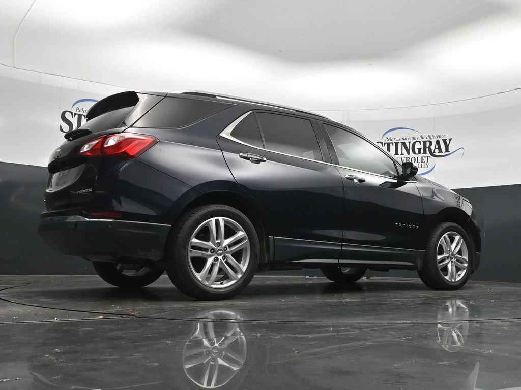 Used 2021 Chevrolet Equinox Premier FWD image 32