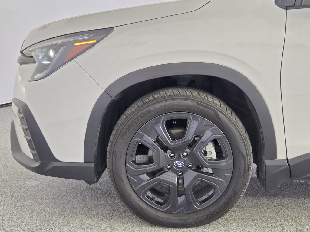 Used 2023 Subaru Ascent Onyx Edition image 8