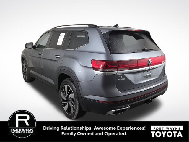 Used 2024 Volkswagen Atlas SE AWD/4WD image 9