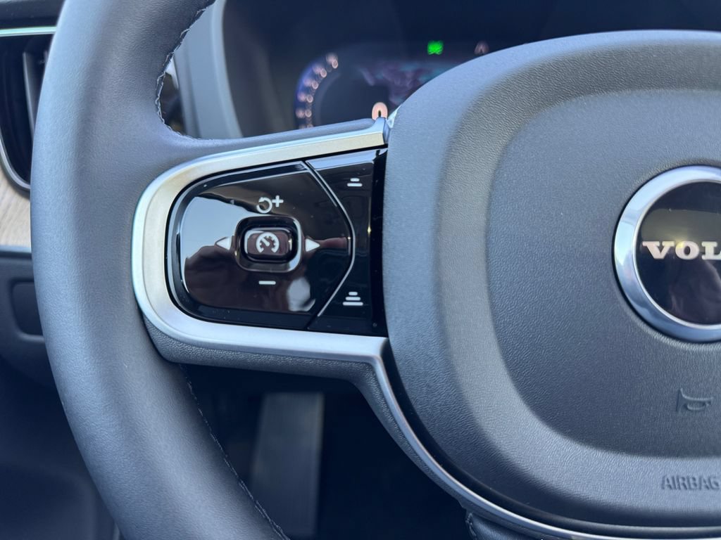 New 2026 Volvo XC60 B5 Plus w/ Protection Package Premier AWD/4WD image 14