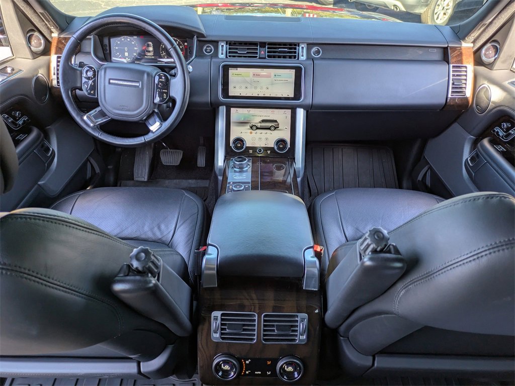 Used 2020 Land Rover Range Rover HSE image 17