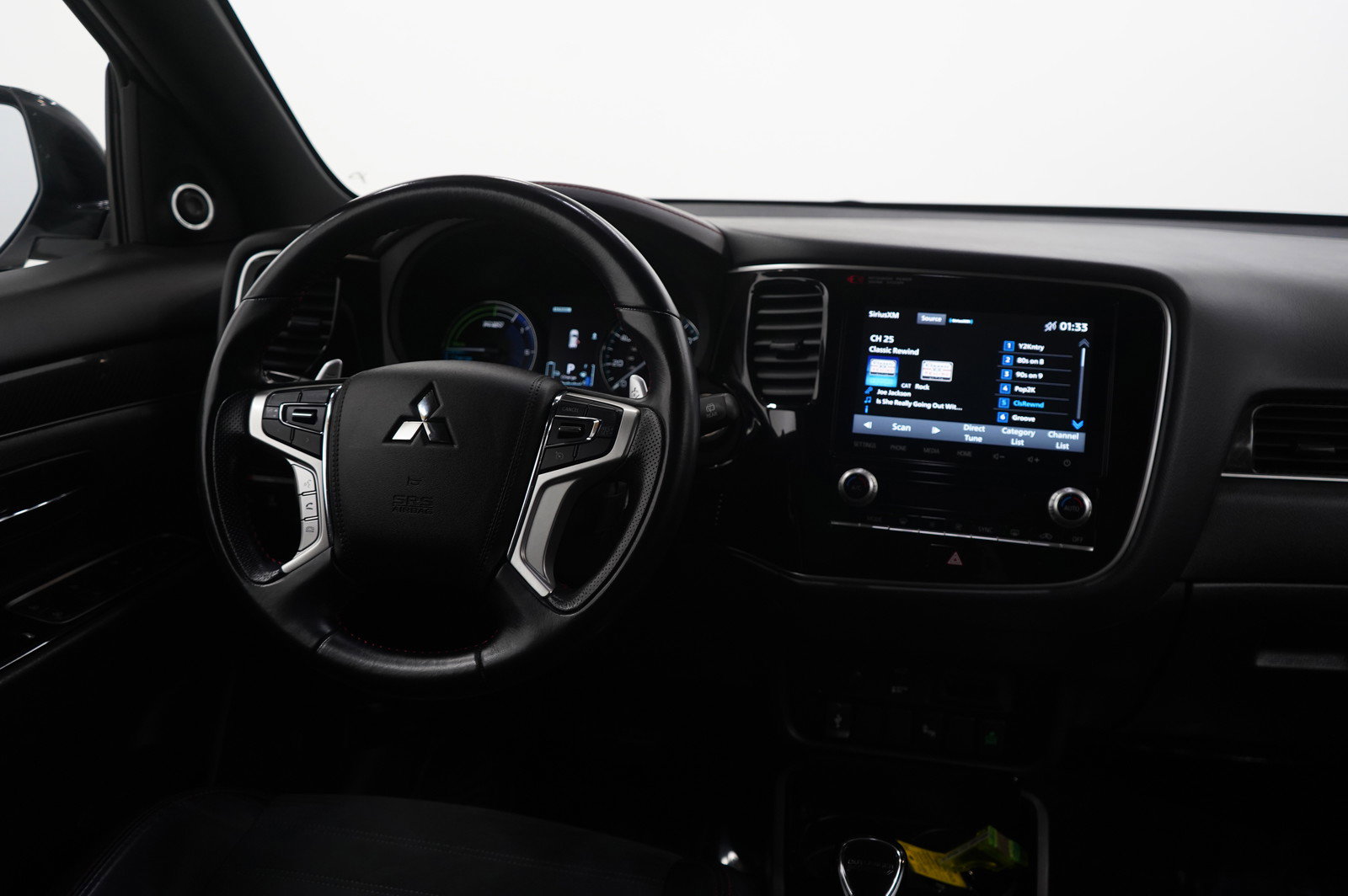 Used 2022 Mitsubishi Outlander LE image 12