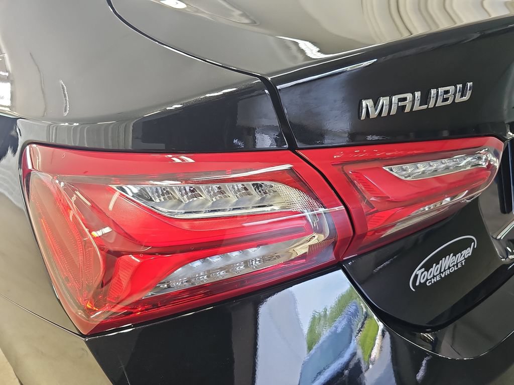 Certified 2022 Chevrolet Malibu LT FWD image 39