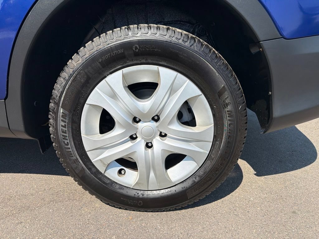Used 2014 Toyota RAV4 LE FWD image 32