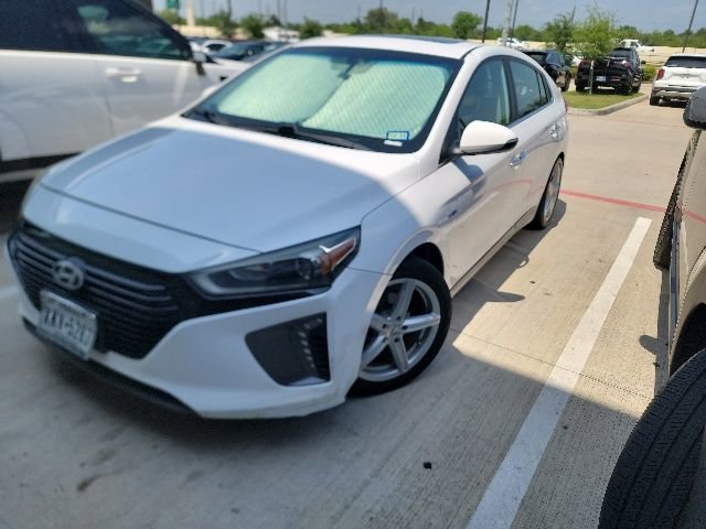 Used 2018 Hyundai Ioniq Limited FWD image 2