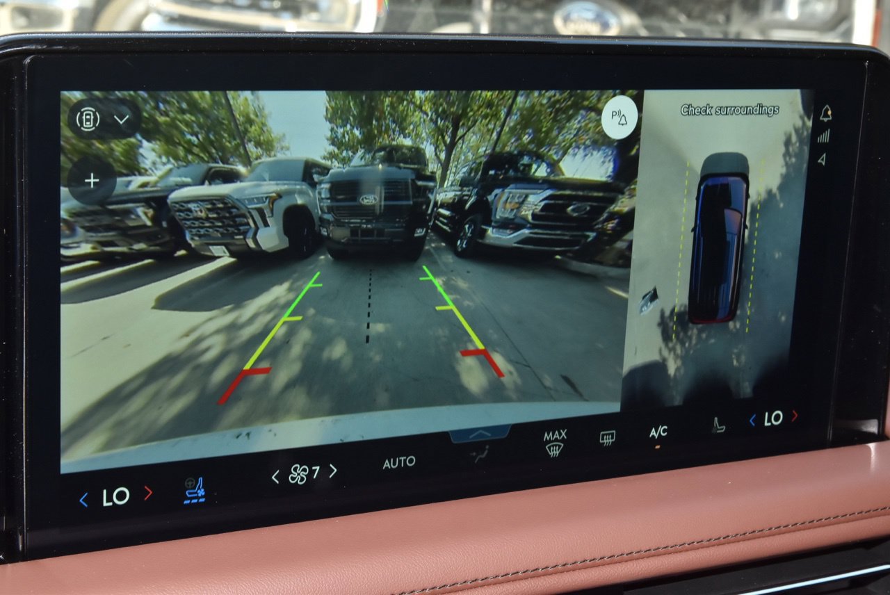 New 2027 Lincoln Aviator Reserve AWD/4WD image 30