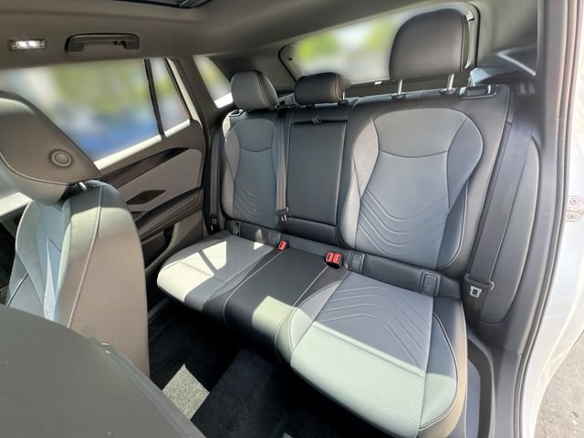 New 2026 Volkswagen Tiguan SE R-Line FWD image 25