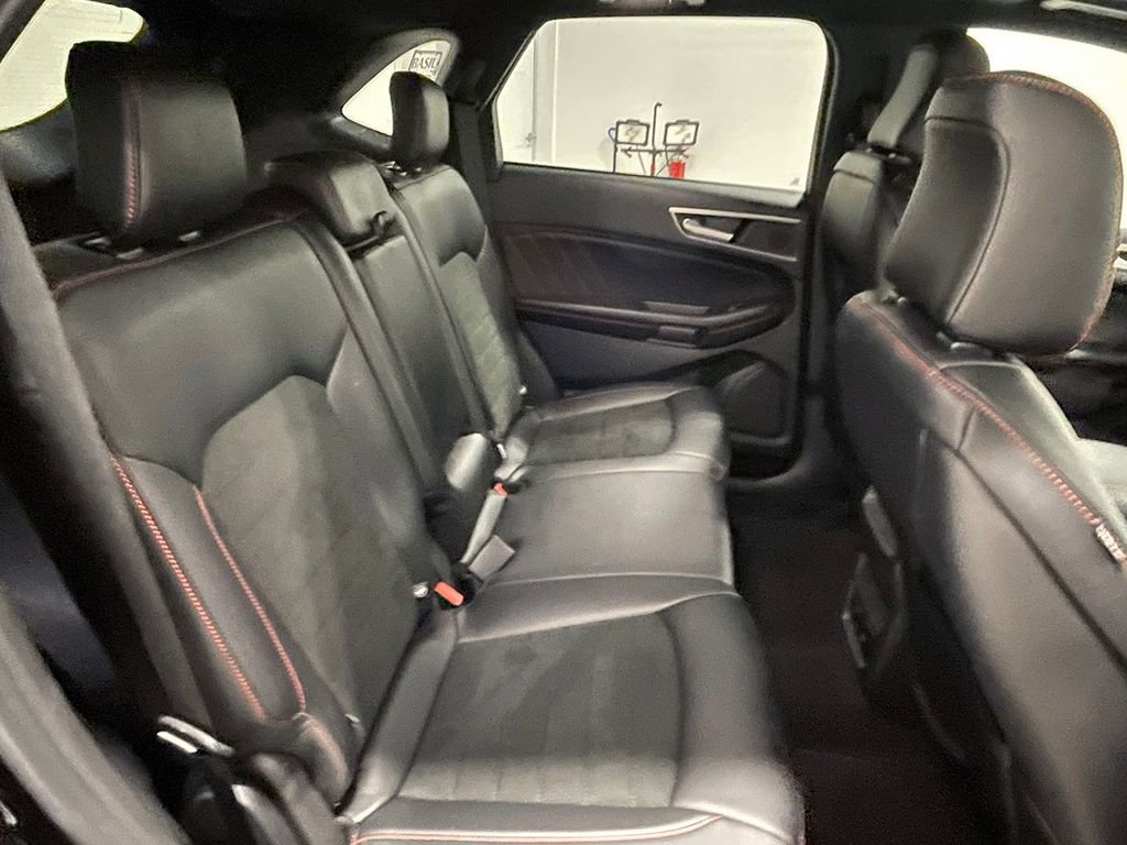 Used 2023 Ford Edge ST-Line image 22