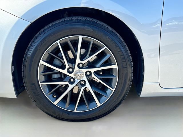 Used 2017 Lexus ES 350 image 41