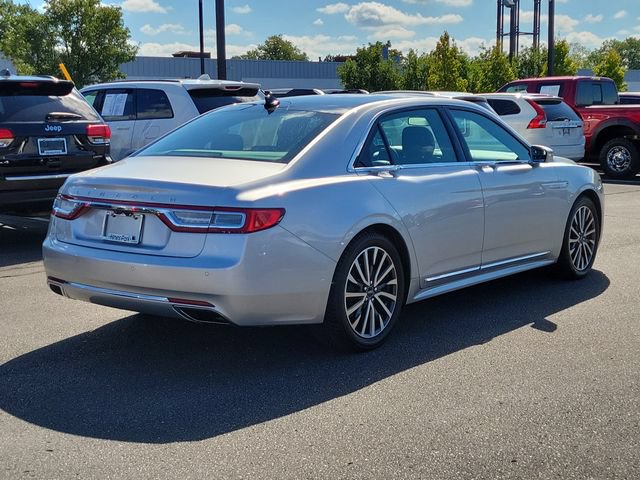 Used 2018 Lincoln Continental Select w/ Continental Climate Package AWD/4WD image 4