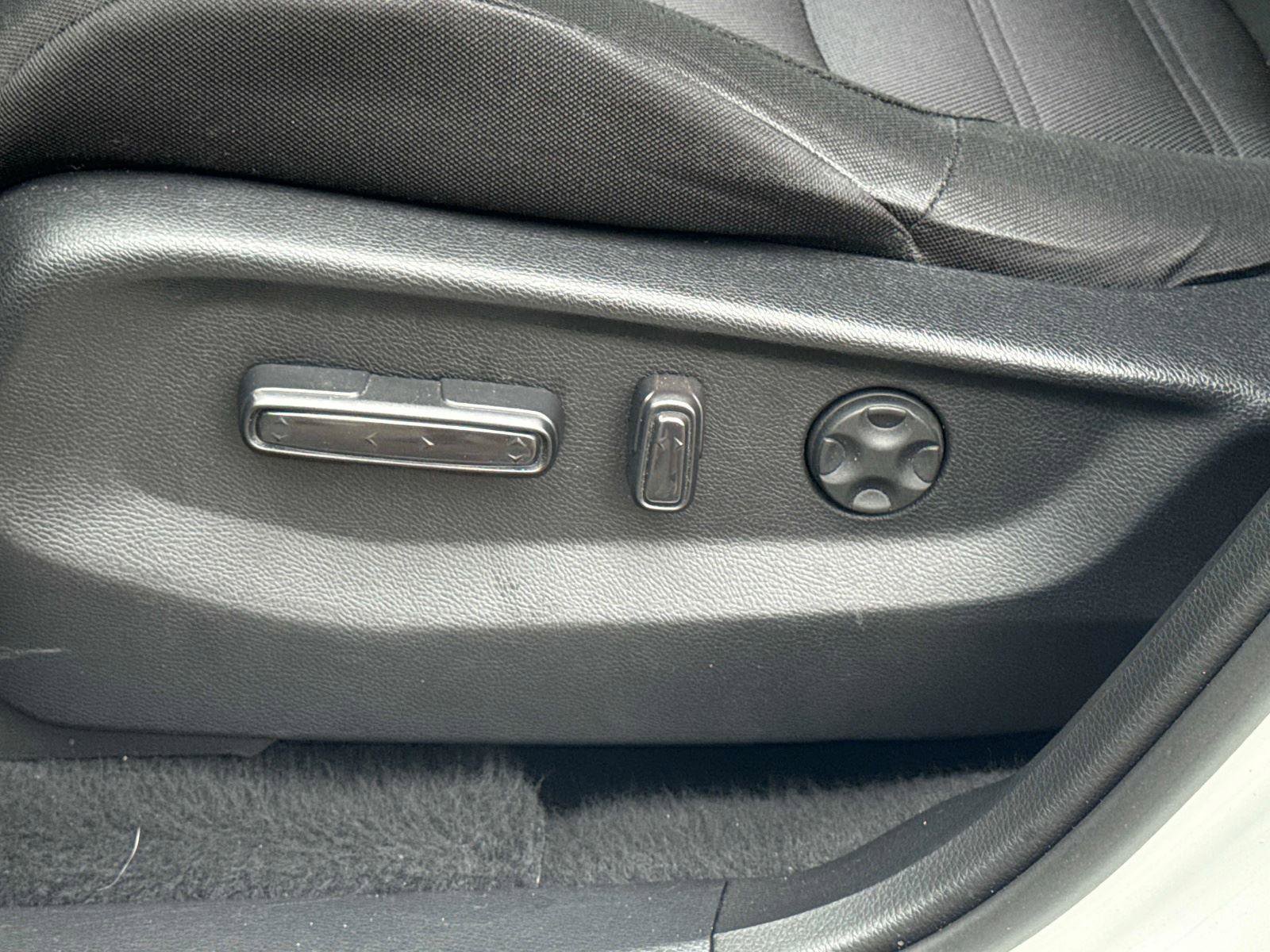 Certified 2021 Honda CR-V EX image 19