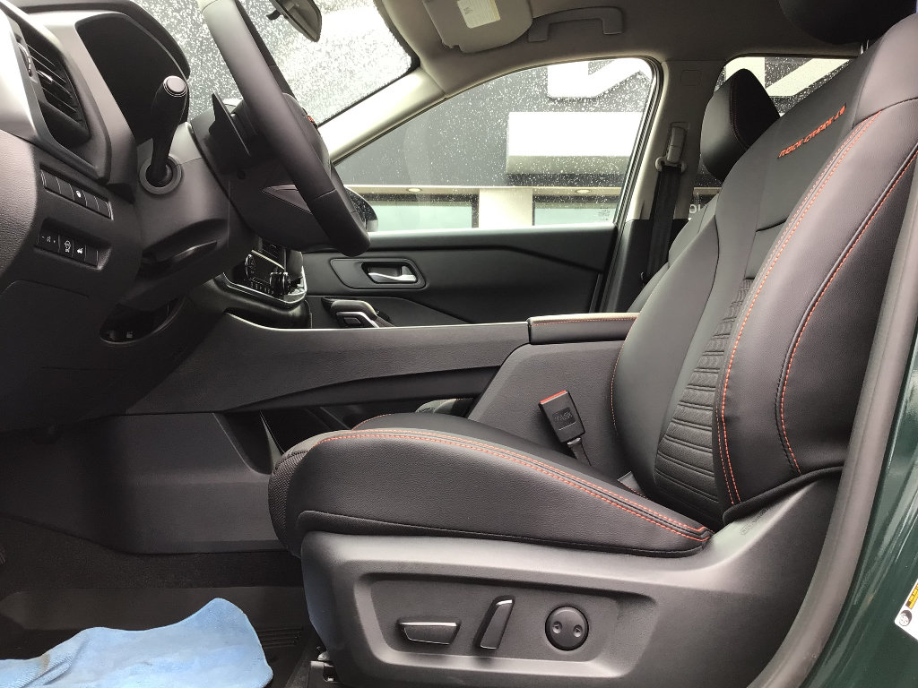 New 2026 Nissan Rogue SV AWD/4WD image 7