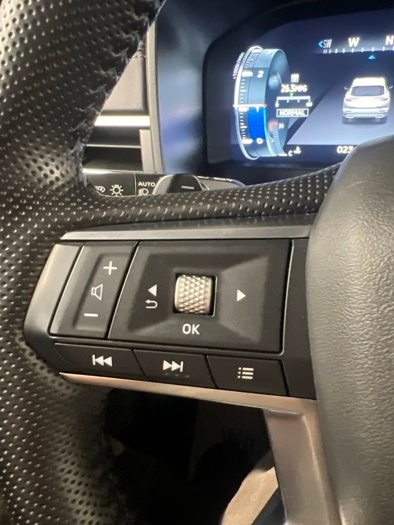 Used 2024 Mitsubishi Outlander SE AWD/4WD image 14