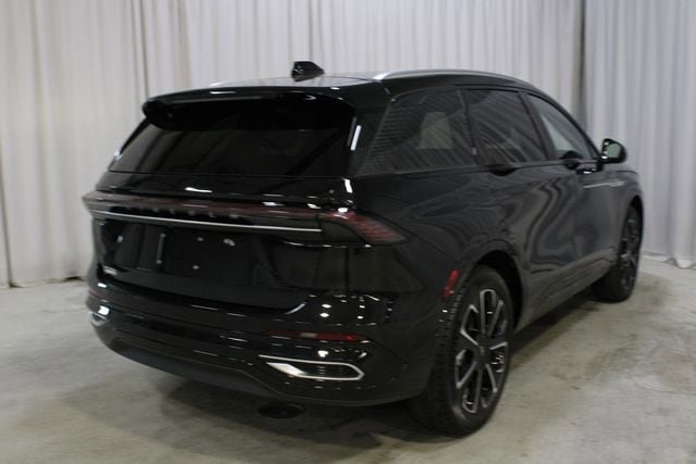 New 2026 Lincoln Nautilus Reserve AWD/4WD image 28