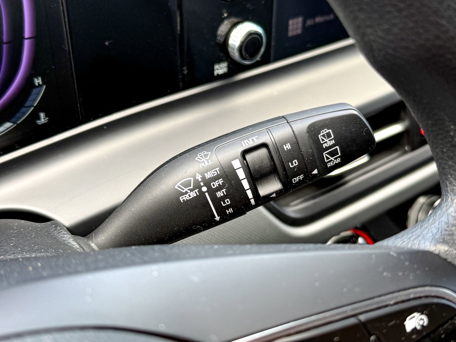 Certified 2025 Kia Seltos LX AWD/4WD image 29