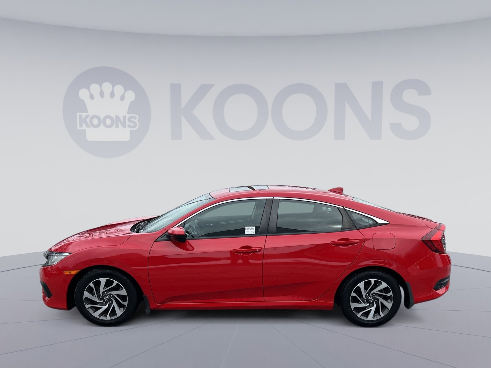 Used 2018 Honda Civic EX image 2