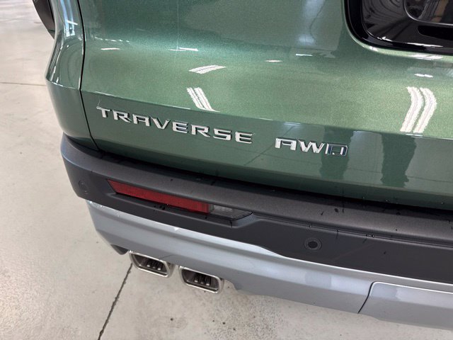 New 2027 Chevrolet Traverse LT w/ LPO, Floor Liner Package AWD/4WD image 12