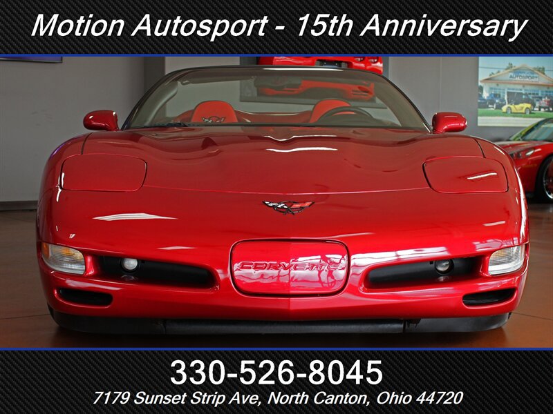 Used 2004 Chevrolet Corvette Convertible w/ Preferred Equipment Group RWD image 3