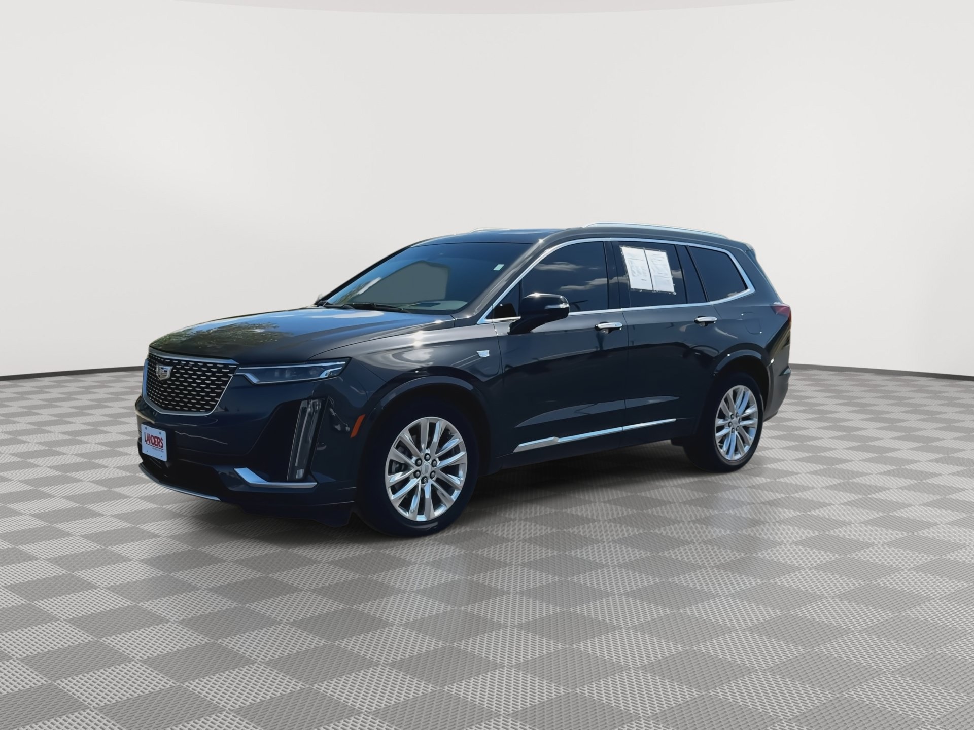 Certified 2020 Cadillac XT6 Premium Luxury w/ Platinum Package AWD/4WD image 4