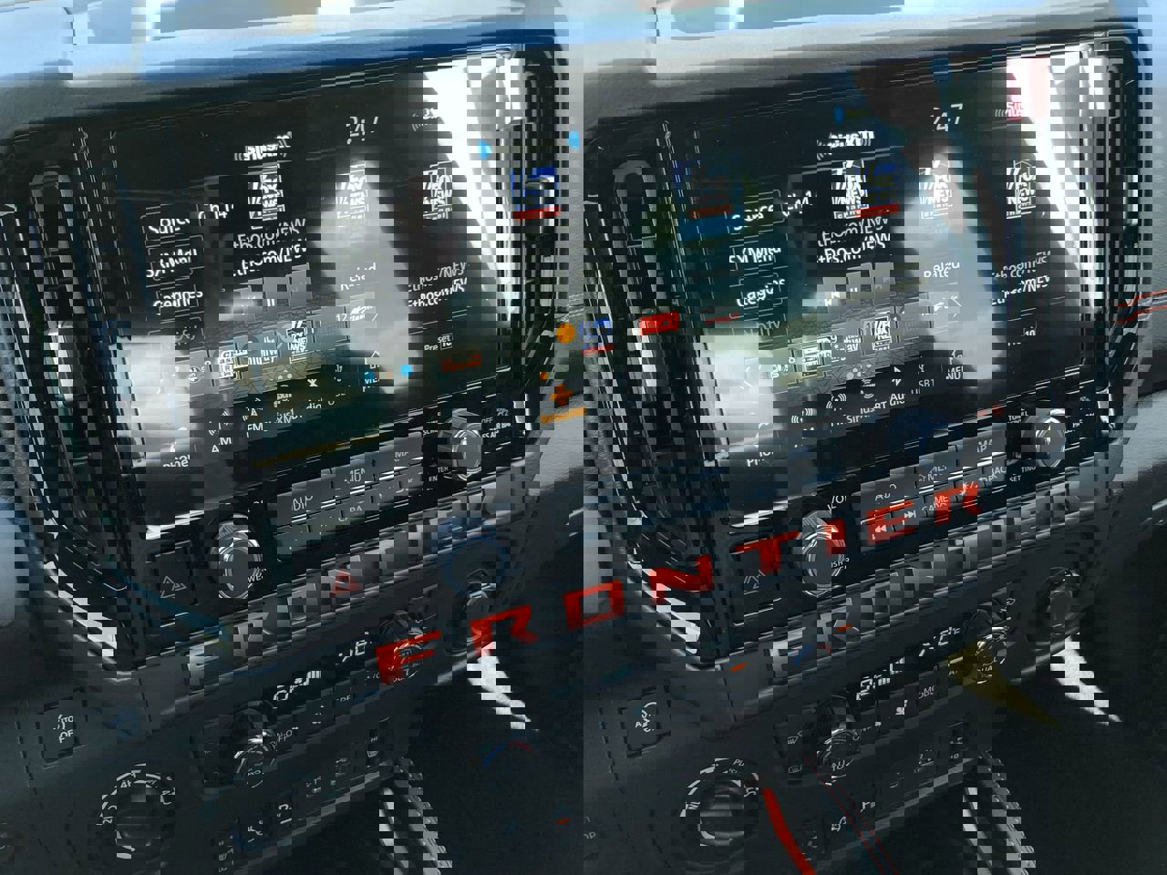 New 2026 Nissan Frontier PRO-4X w/ Pro Premium Package image 27