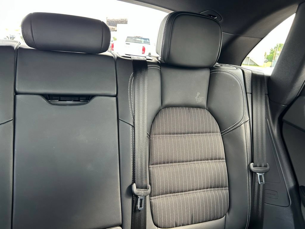 Used 2023 Porsche Macan Turbo AWD/4WD image 14