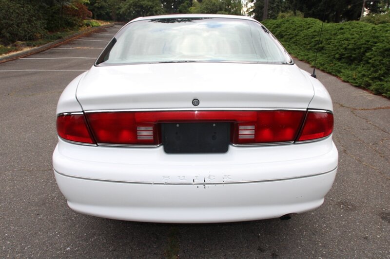 Used 1998 Buick Century Custom FWD image 10