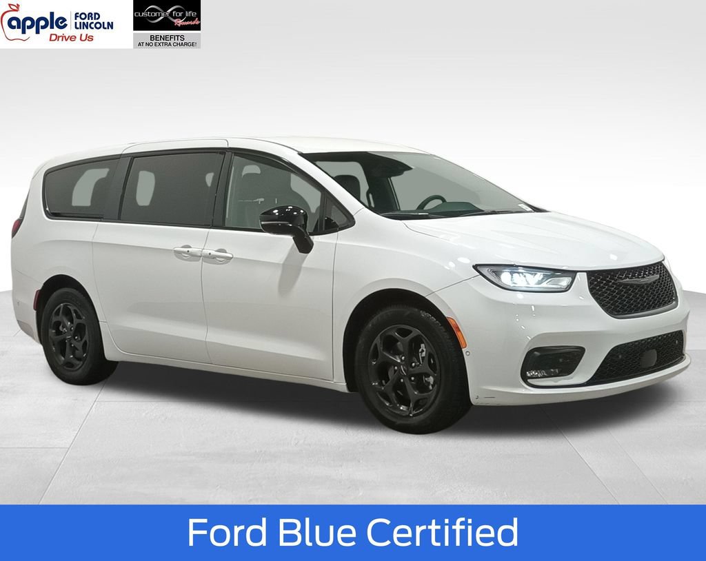 Used 2024 Chrysler Pacifica Limited