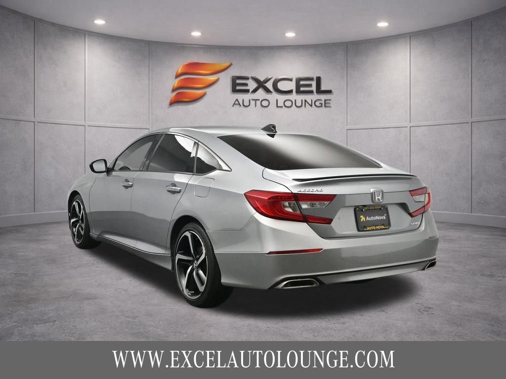 Used 2022 Honda Accord Sport image 4