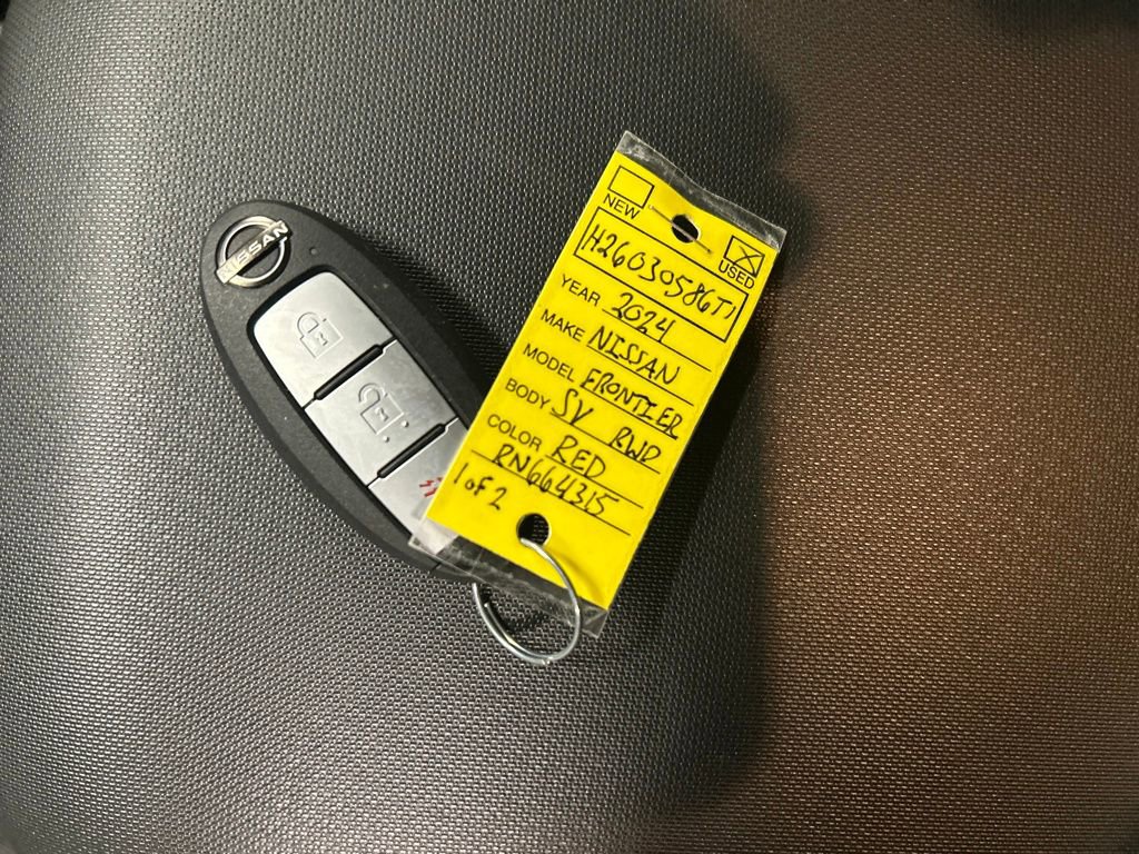 Used 2024 Nissan Frontier S image 32