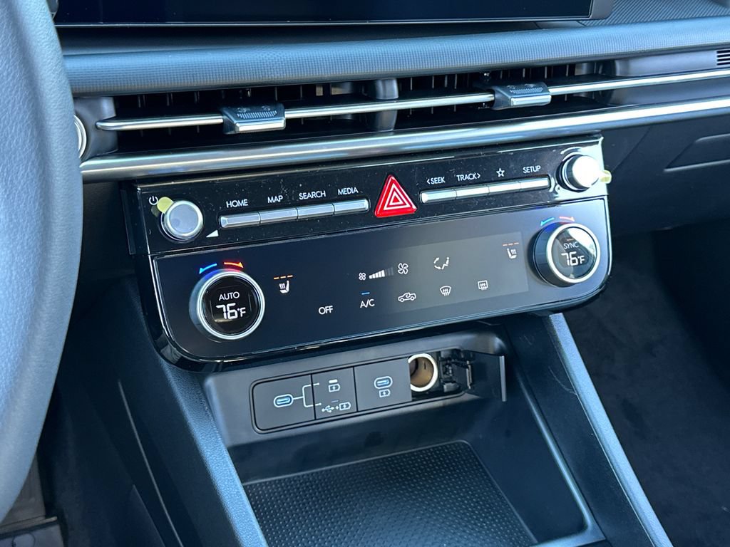 New 2026 Hyundai Santa Cruz SEL FWD image 14