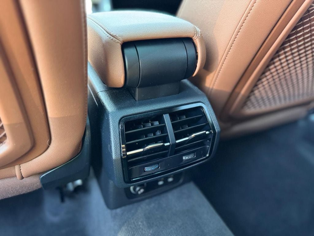 Used 2021 Audi Q3 2.0T Premium w/ Convenience Package AWD/4WD image 20