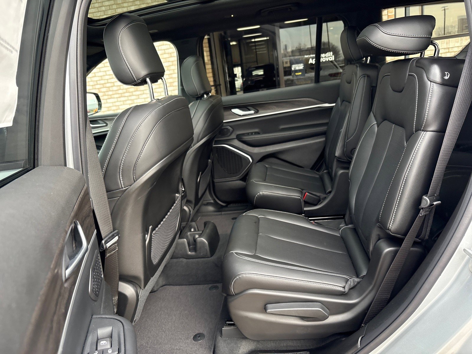 New 2026 Jeep Grand Cherokee L Limited image 4