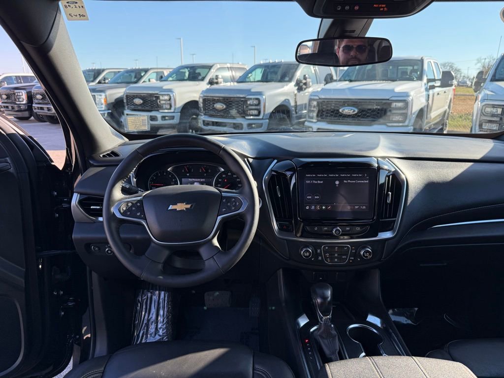 Used 2022 Chevrolet Traverse LT image 13