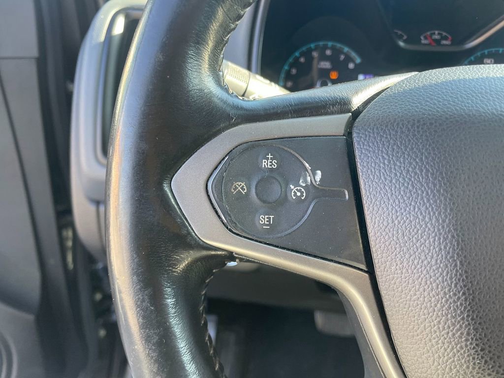 Used 2017 Chevrolet Colorado Z71 AWD/4WD image 16